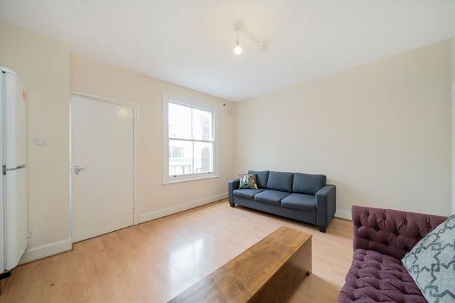 Flat 4, 49, Settles Street, LONDON photo 2