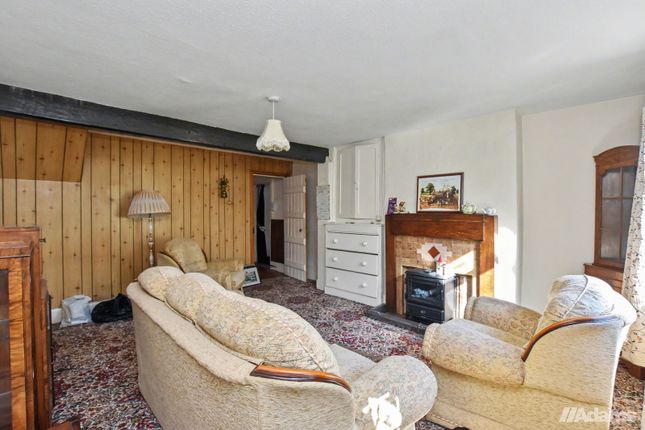 Pool Farm, Pool Lane, Lymm photo 4