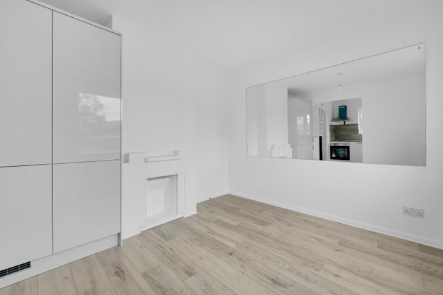 293, Terrace Road, Surrey photo 4