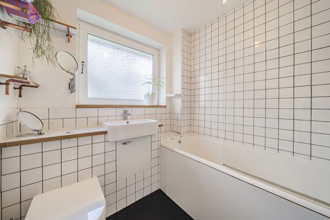Flat for sale in Wykeham Crescent, Oxford, Oxfordshire