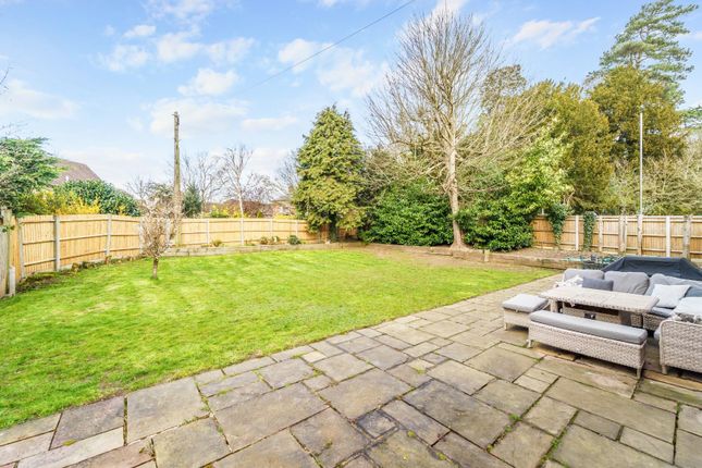 3 Tadworth Close, Dorking Road, Tadworth photo 4