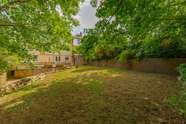 15 Allt-Yr-Yn Avenue, Newport photo 4