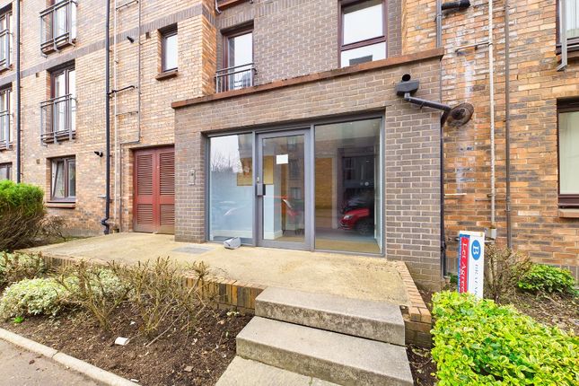 3 Bedroom Flat in EH11 1LR