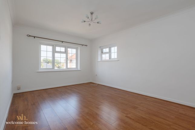 Flat 4, 48 Endfield Road, Christchurch photo 4