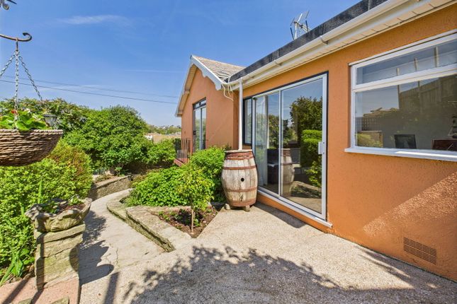 33, Western Road, Torquay photo 2