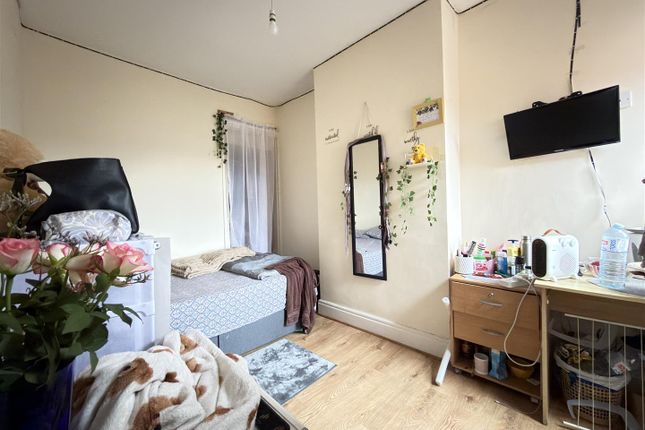36, Wilberforce Road, Leicester photo 4