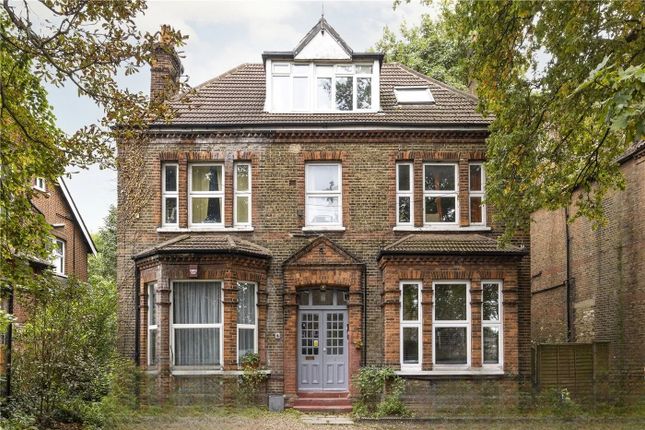 Thumbnail Flat to rent in Aldrington Road, London