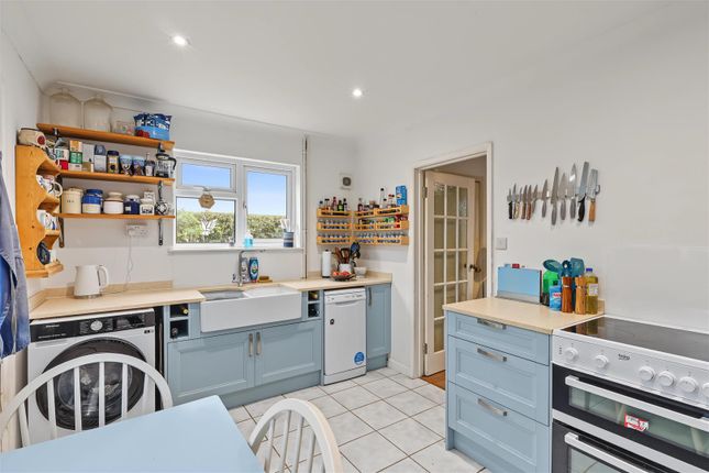 Hallfield Terrace, Ely photo 4