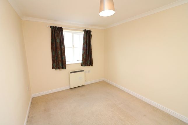 Penthouse to rent in Node Way Gardens, Welwyn