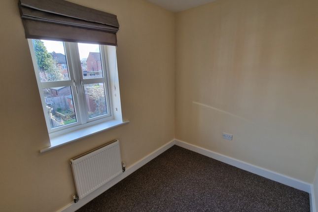 Flat for sale in Rosetree Avenue, Birstall