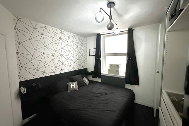 Flat for sale in The Square, Stonehouse, Plymouth