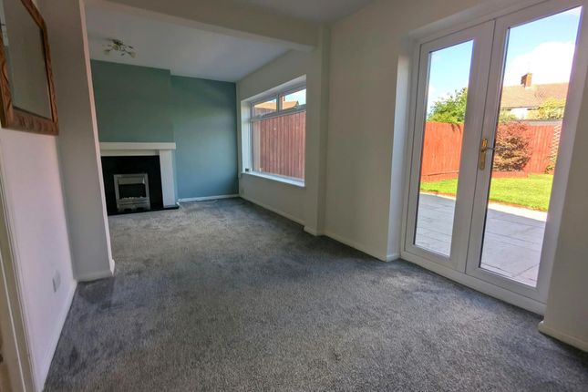 6 Redland Close, Gloucester photo 4