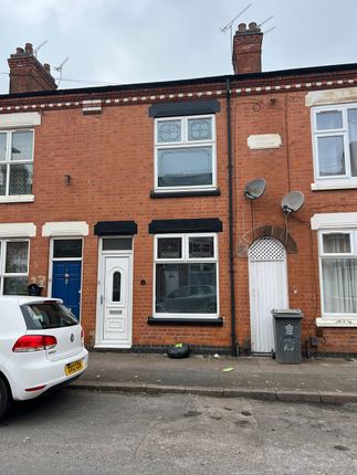 Terraced house to rent in Meynell Road, Leicester