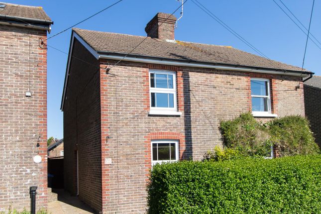 2 bed semi-detached house to rent in Kents Road, Haywards Heath RH16