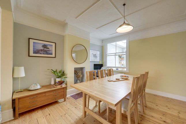 End terrace house for sale in Siddons Road, Forest Hill, London