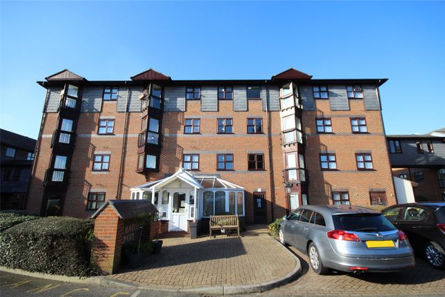 1-bed flat on 12, Woodville Grove, Kent, £100,000
