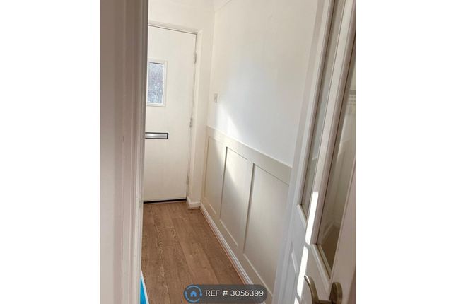 Lavington Avenue, Cheadle photo 2
