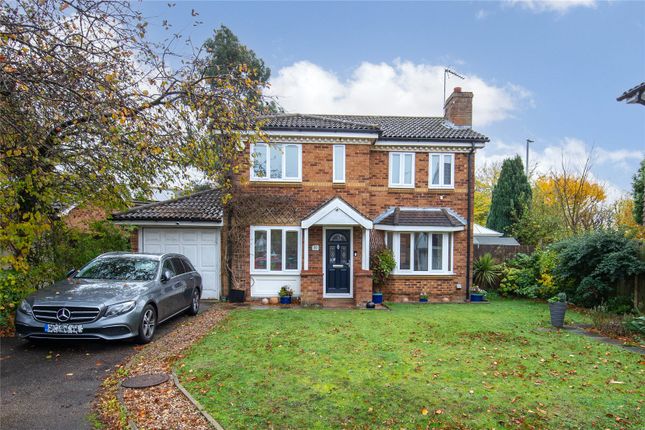 Thumbnail Detached house for sale in Rushall Green, Luton, Bedfordshire