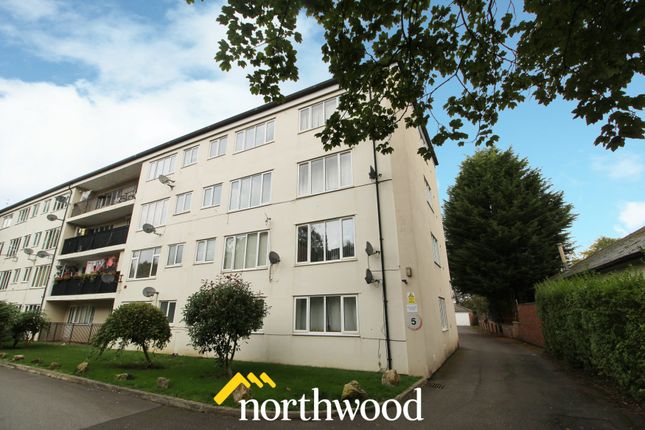 Flat to rent in Bawtry Road, Bessacarr, Doncaster