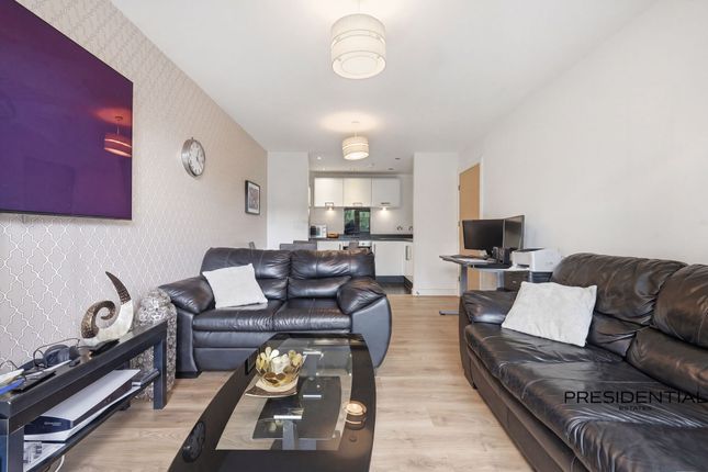 3 Shingly Place, Chingford photo 4