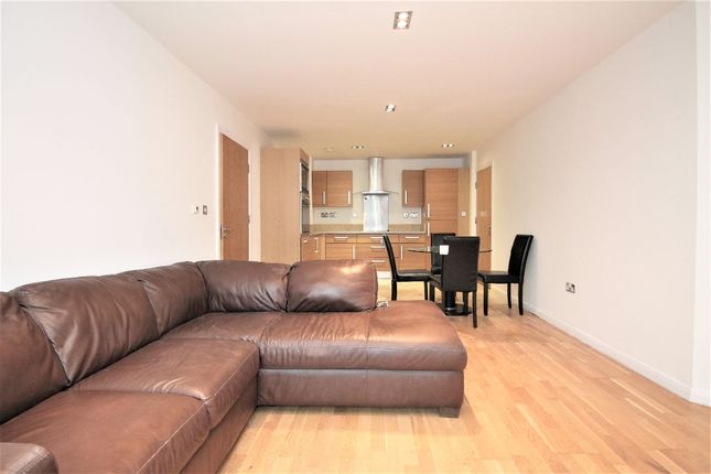 Flat 23, City Tower, London photo 2
