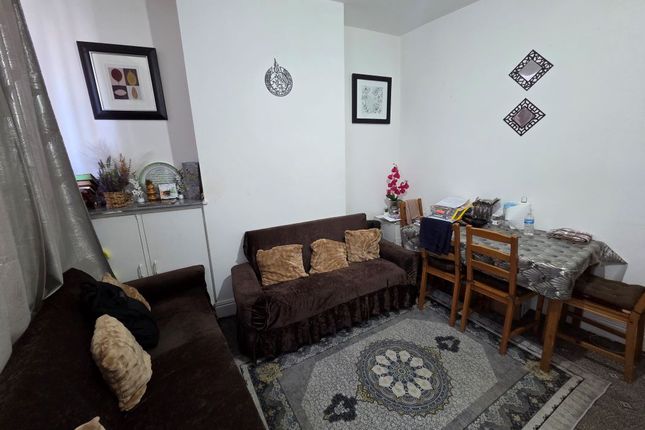 27, Nansen Road, Birmingham photo 4