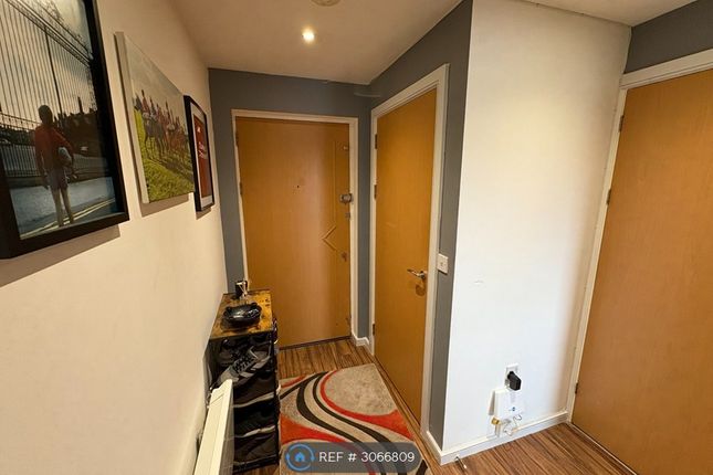 Apartment, Lock The Decks, Runcorn photo 4
