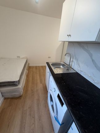 Croydon photo 5