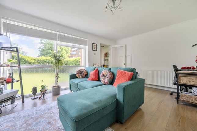 9, Oaktree Lodge, 30, Bycullah Road, Enfield photo 3