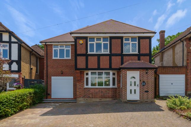 Thumbnail Detached house to rent in Oakhill Road, Addlestone, Surrey