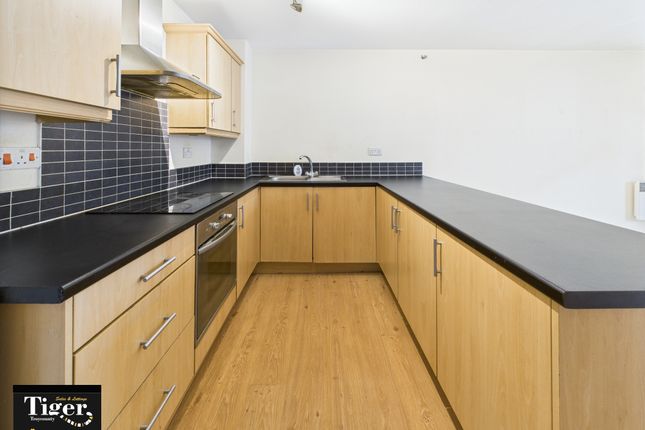4 Kayley House, New Hall Lane, Preston photo 3