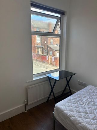 26 Furness Road, Fallowfield photo 5