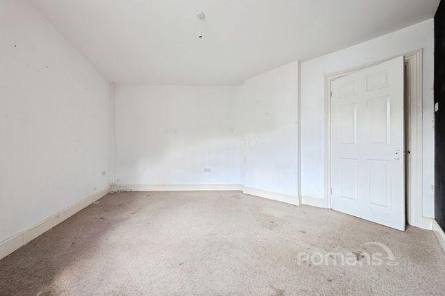 40B,, Abbey Street, Surrey photo 3