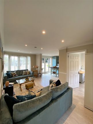 Annex Kitchen/Living