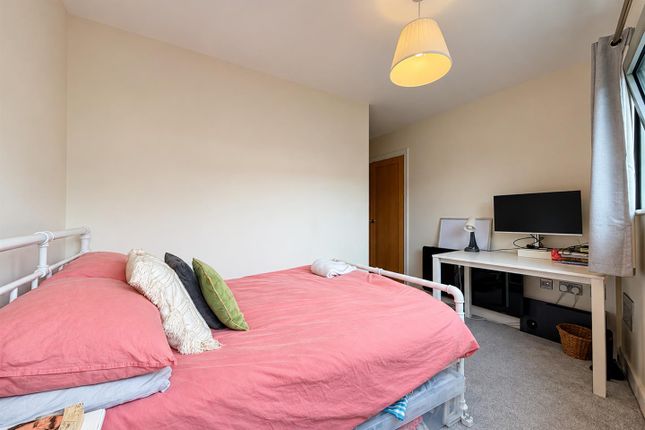 Flat 19, Altolusso, Bute Terrace, Cardiff photo 3