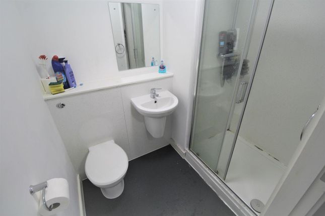 Flat 46, 246, Upper Parliament Street, Liverpool photo 5