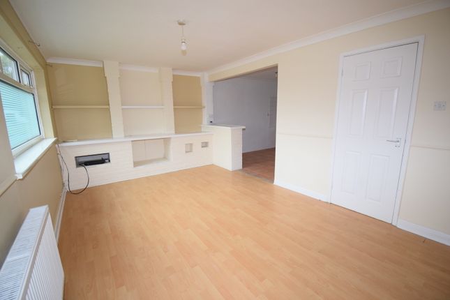 270, Reeth Place, Newton Aycliffe photo 3