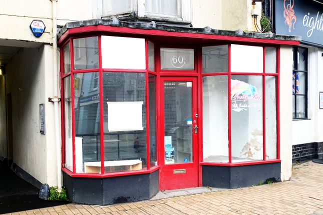 Retail premises to let in High Street, Ilfracombe