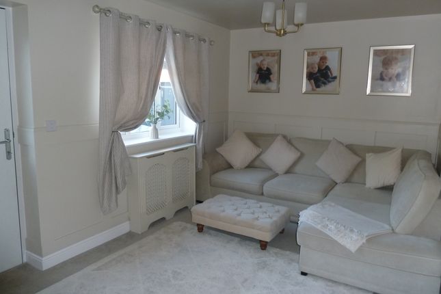 36, Flora Close, Exmouth photo 3