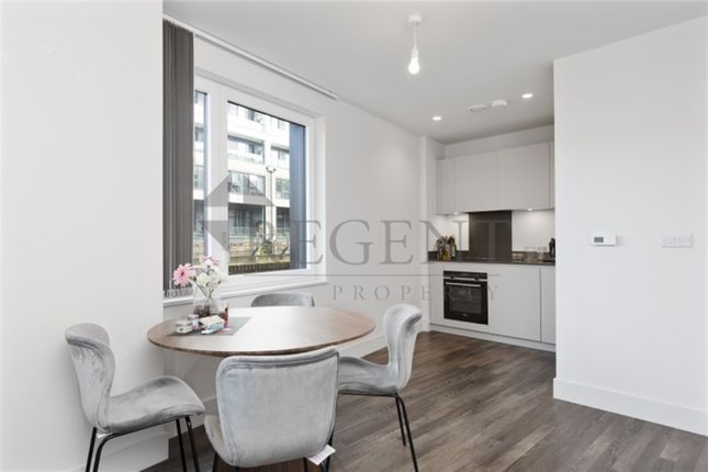 X - 28 Fusion Apartments, Moulding Lane, London photo 4