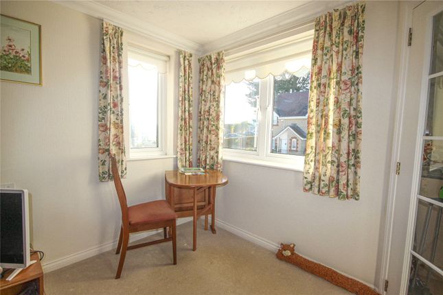 43 Jubilee Lodge,, The Underfleet, Seaton photo 3