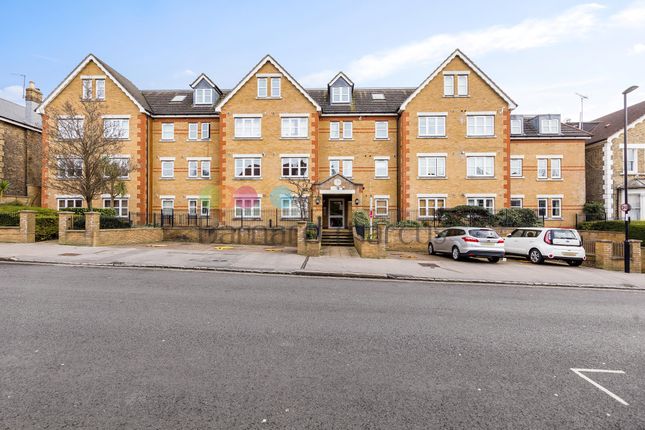 Thumbnail Flat to rent in Birdhurst Road, South Croydon