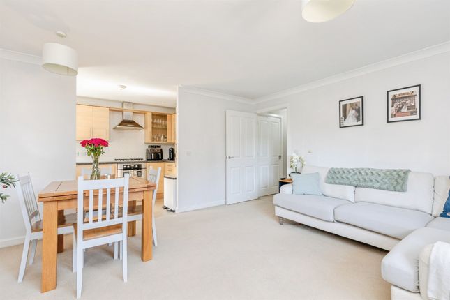 Flat 16, Primrose Court, Snowdrop Rise, St. Leonards-On-Sea photo 2