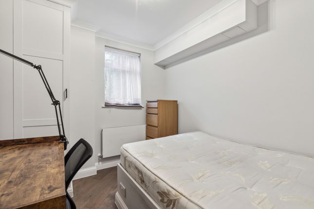 Flat to rent in Montagu Square, Marylebone