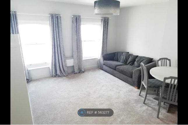 1 Bed Flat To Rent In The Royal Apartments Clacton On Sea