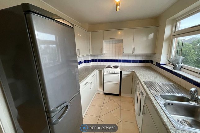 Flat, Elton Lodge Florence Road, London photo 4