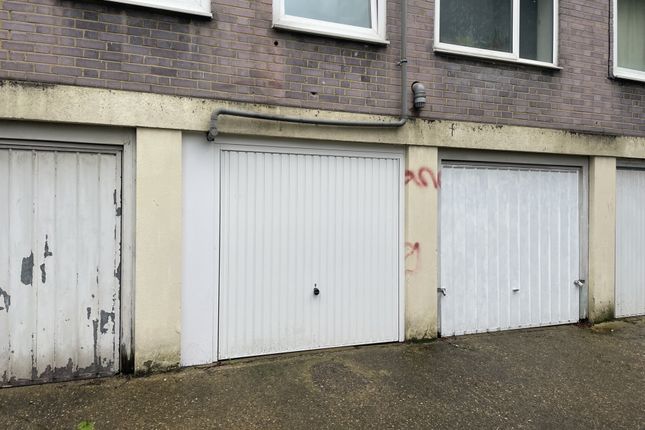 Thumbnail Parking/garage to rent in Colney Hatch Lane, Muswell Hill