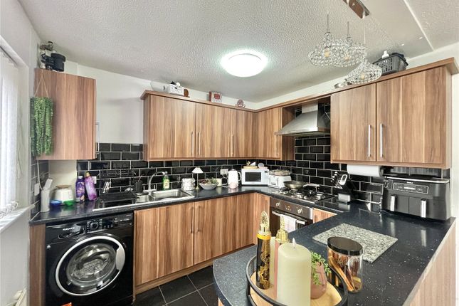 4, Chalgrave Close, Cheshire photo 5