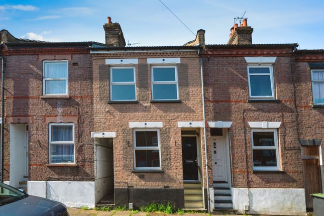 Terraced house for sale in Cowper Street, Luton