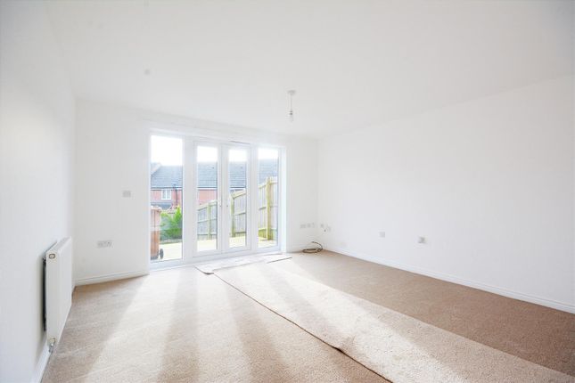 Town house for sale in Greenhalgh Crescent, Ilkeston